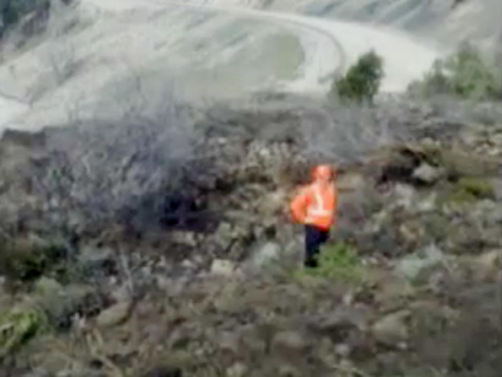 Wyoming Geologists Walk On Moving Landslide [VIDEO]
