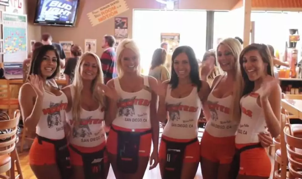 Hooters Girls Remember 9/11 [VIDEO]