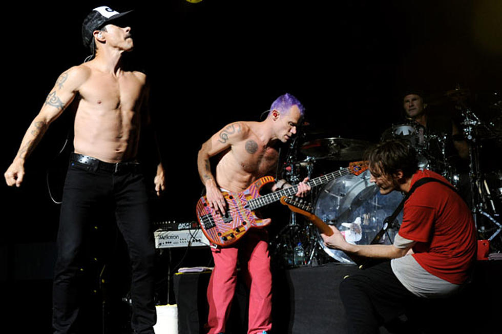 Red Hot Chili Peppers Fans Assaulted After New Jersey Concert