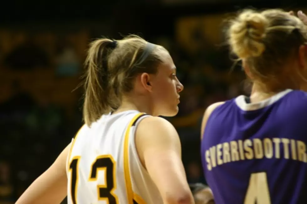 Cowgirls Cruise Past Regis, 76-45, in Second Exhibition Win