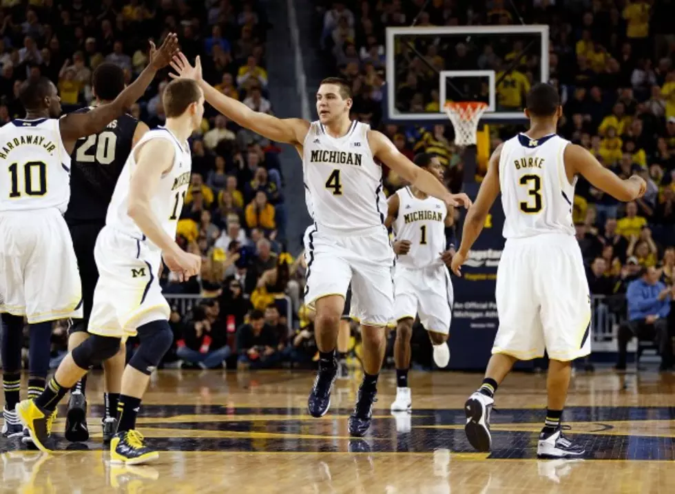 Michigan Eyes Top Spot &#8211; NCAA Top 25 News And Notes For January 25th