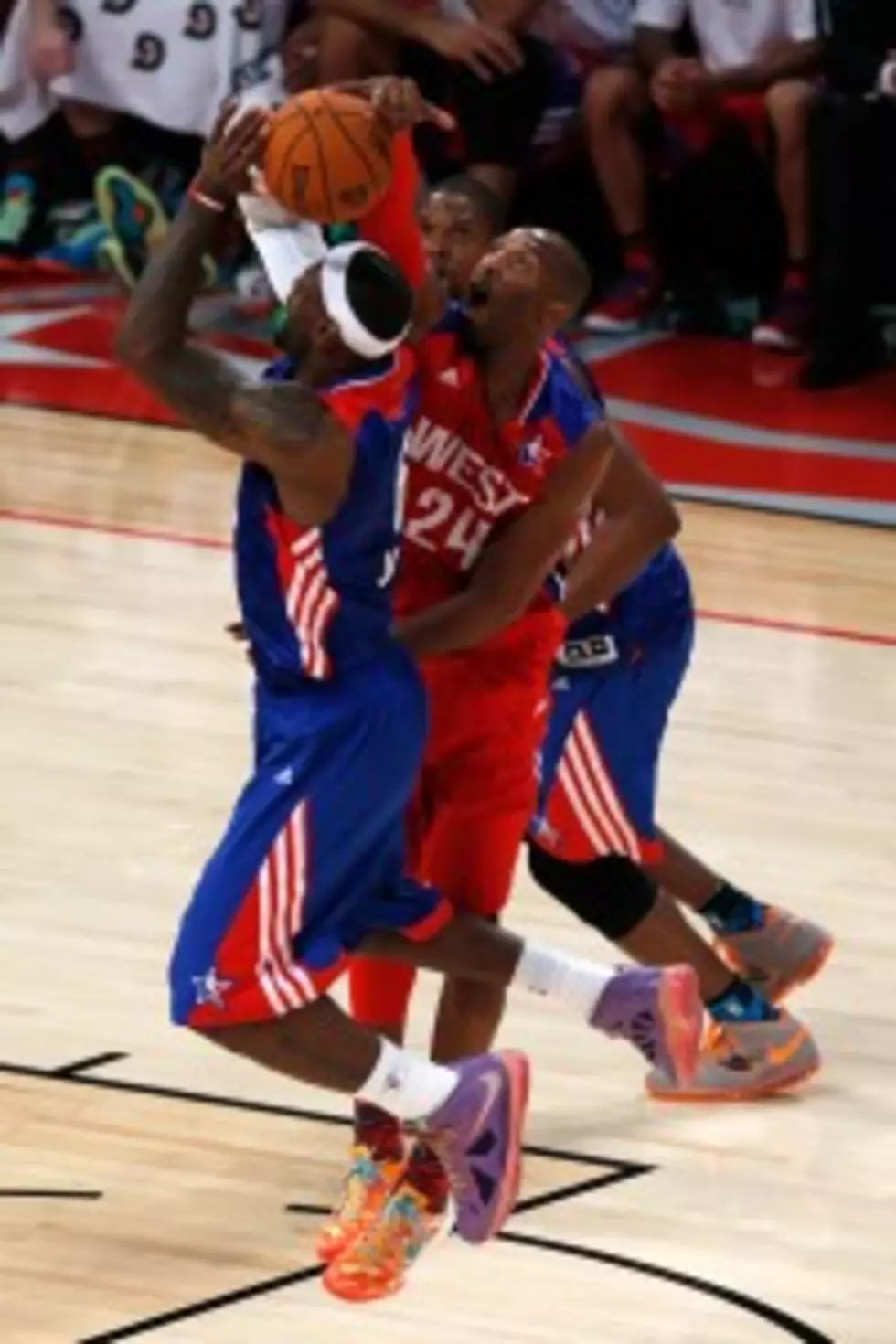 Kobe Shuts Down LeBron In 4th Quarter of The 2013 NBA All-Star Game