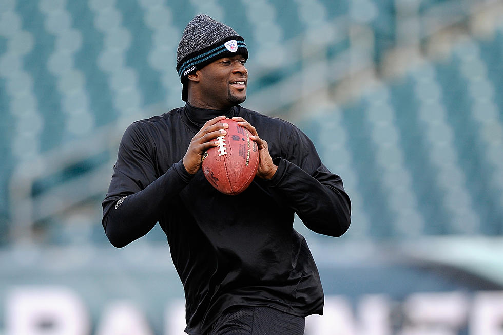Vince Young Signs With Packers – NFL Roundup For Aug. 7th