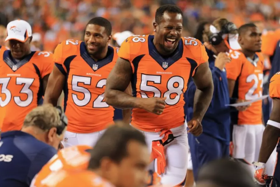 Von Miller Back With Broncos &#8211; NFL Roundup For Oct. 15th