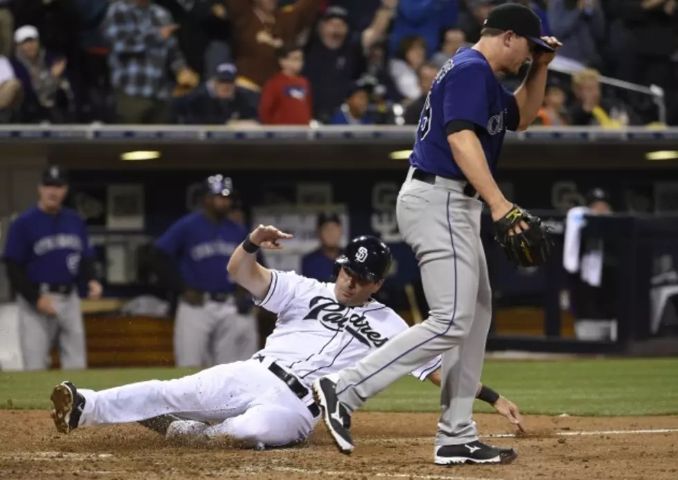 Error Gives Padres Win Over Rockies &#8211; MLB Roundup