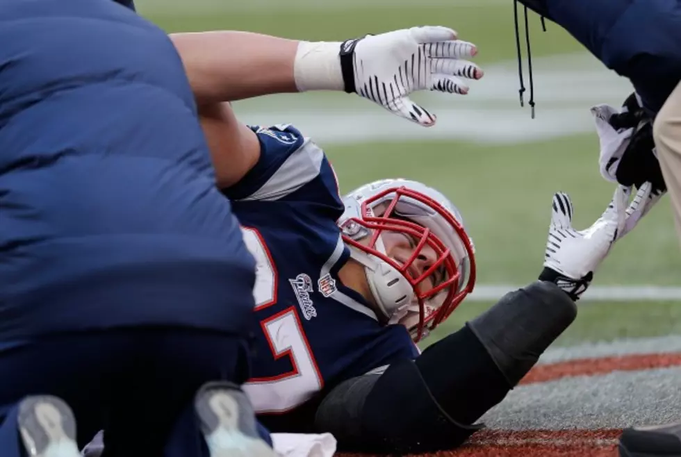 Gronk Cleared To Play &#8211; NFL Roundup