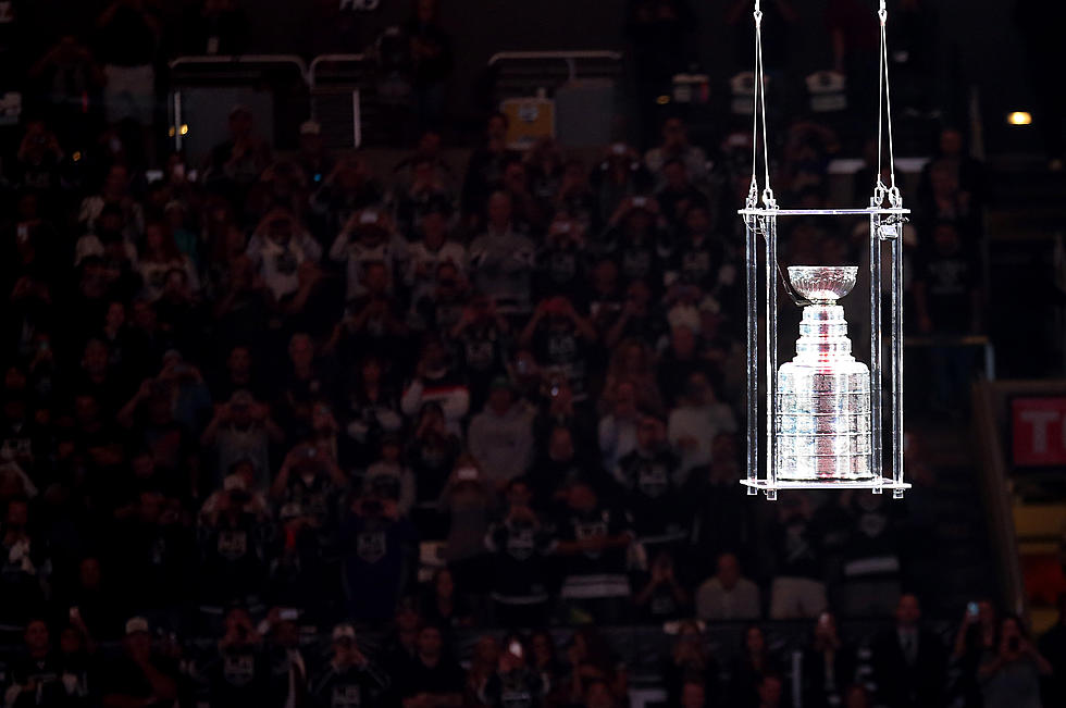 Kings Raise Banner, Drop Opener – NHL Roundup