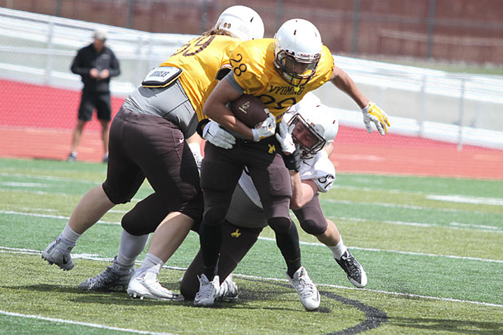 Allen and Prosser Pace Pokes in Saturday Scrimmage