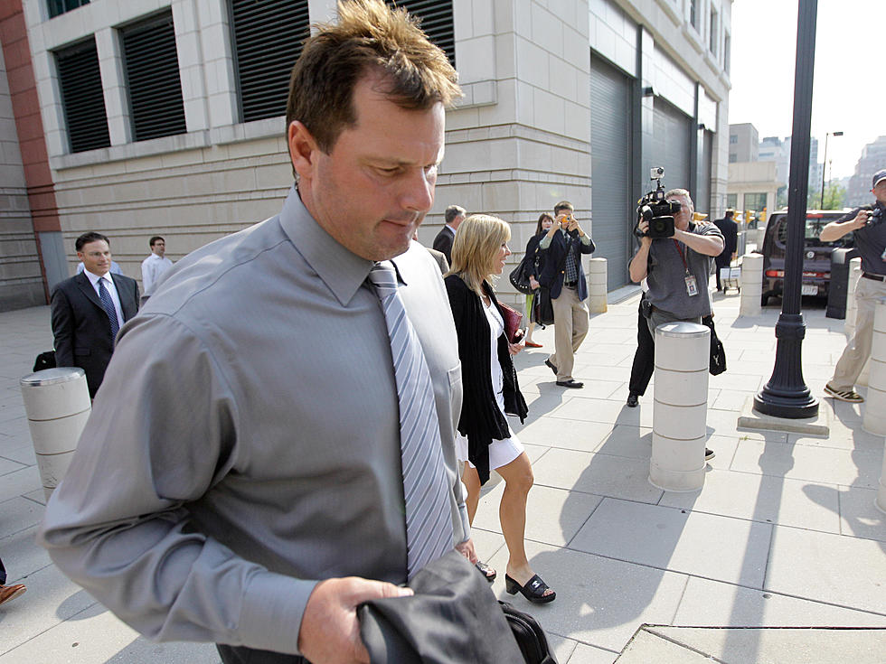Security Guards Being Investigated for Accepting Roger Clemens’ Baseballs During Trial