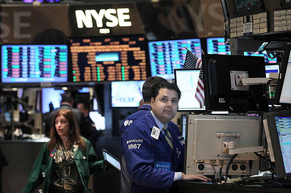 Stocks Flat On Mixed News