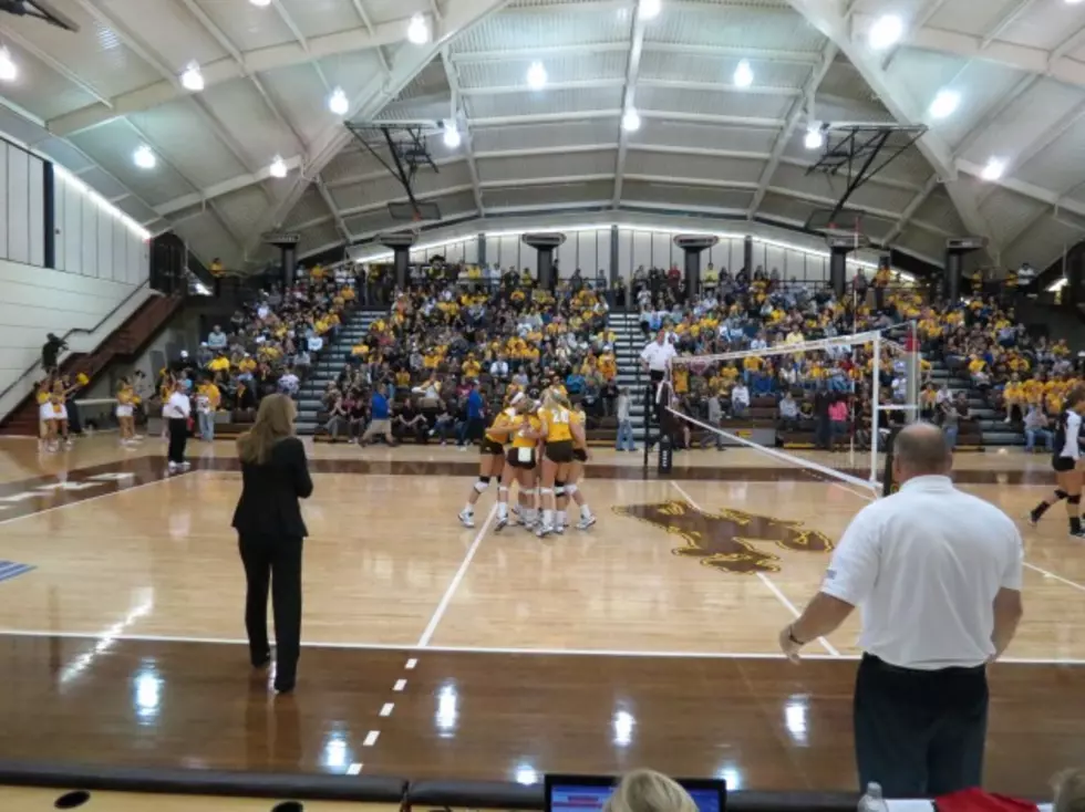 Cowgirl Volleyball Loses Conference Home Opener to SDSU