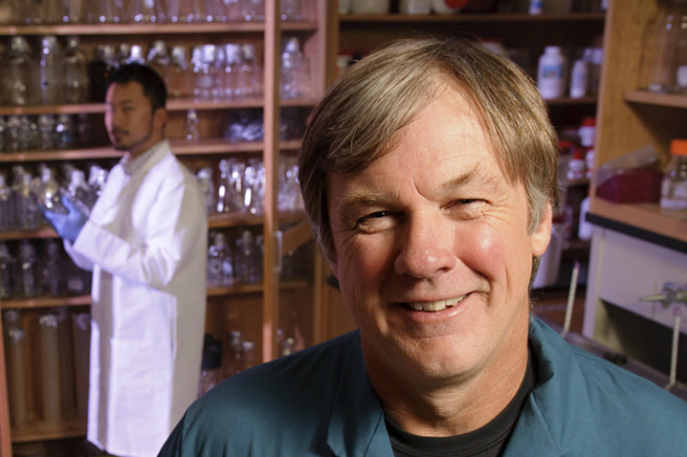 UW Professor Receives $1 Million Grant to Start Biotech Business