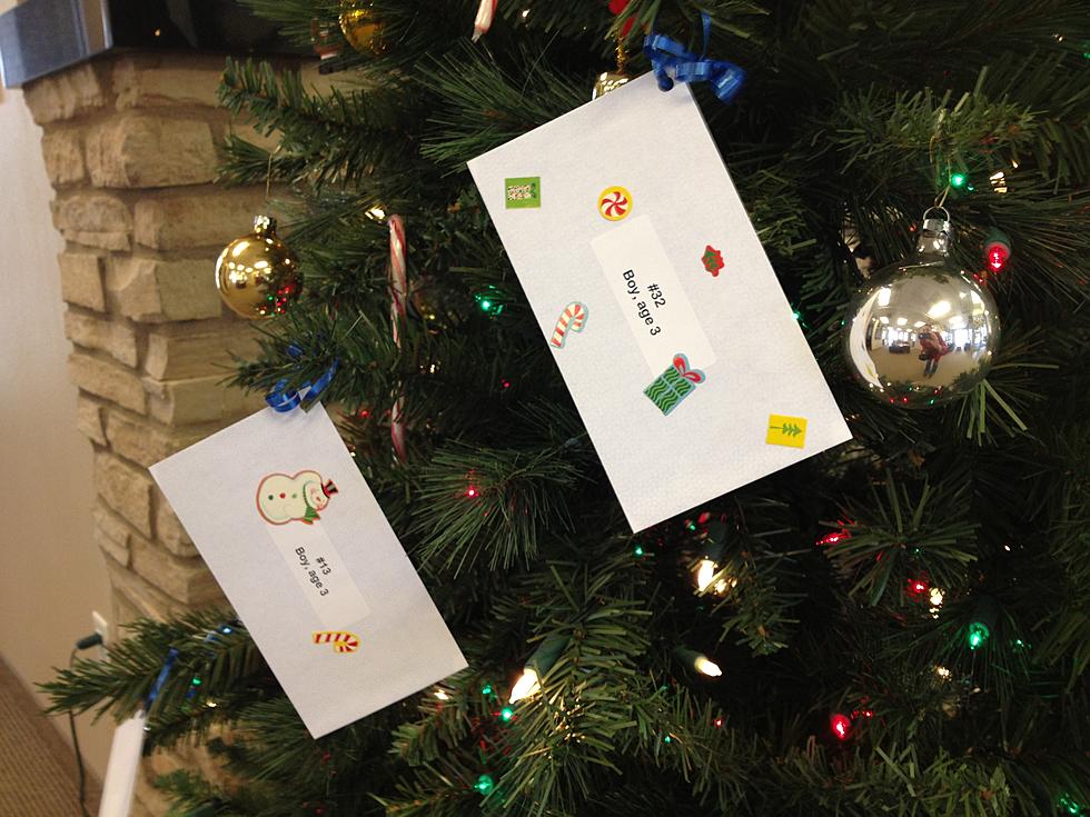 Santa Tree Sends Christmas Gifts to Laramie Kids
