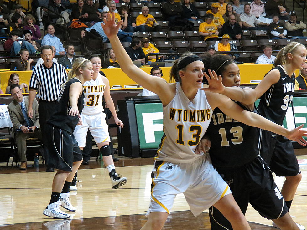 Wyoming Cowgirls Open Road Trip with a Win Over Montana