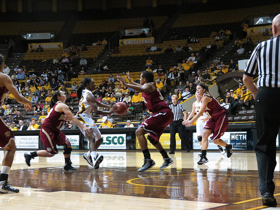 Cowgirls Rally for Dramatic 60-58 Win Over CSU