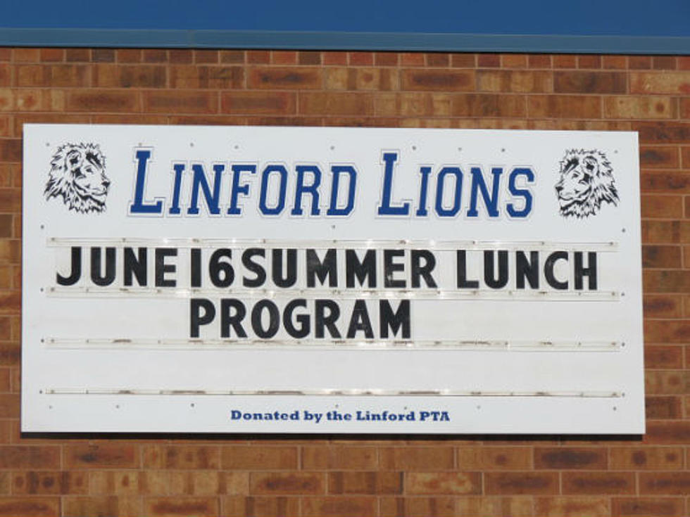 School District To Provide Free Lunch