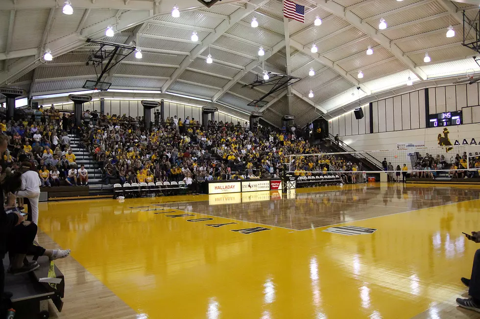 Cowgirl Volleyball Hosts NIVC Action [VIDEO]