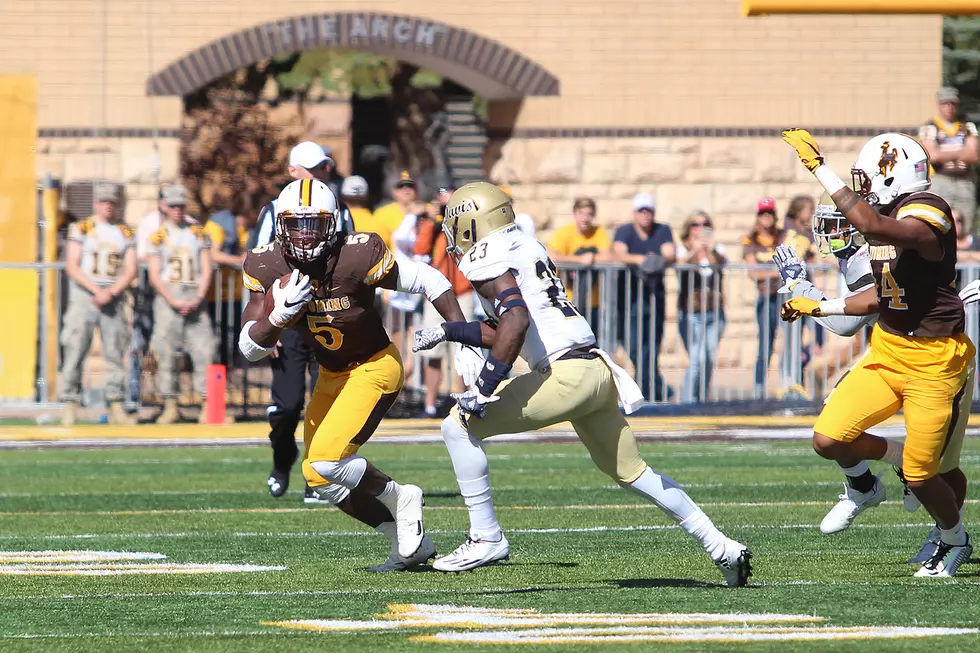 Wyoming Rolls Past UC Davis Behind Brian Hill [VIDEOS]