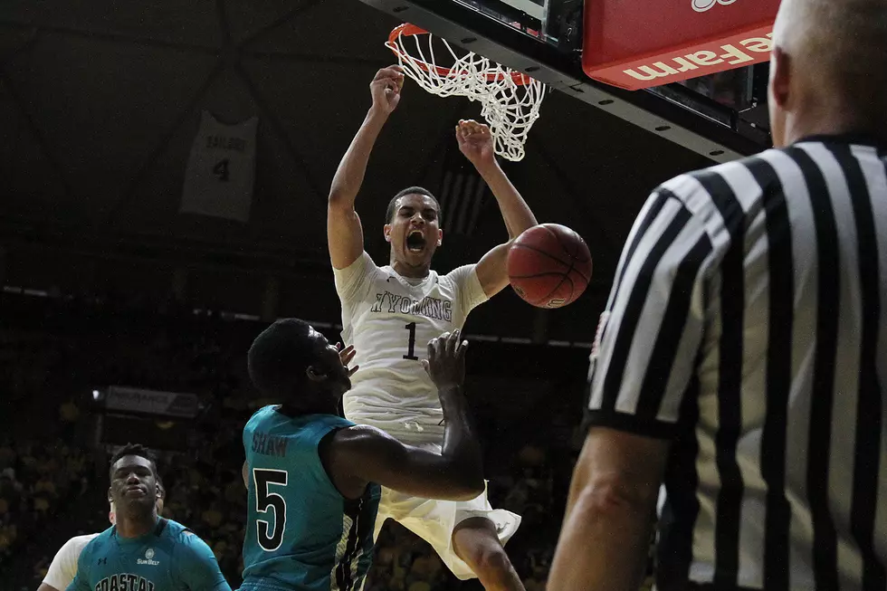 Wyoming Cowboys Crush Coastal Carolina For CBI Championship [VIDEOS]