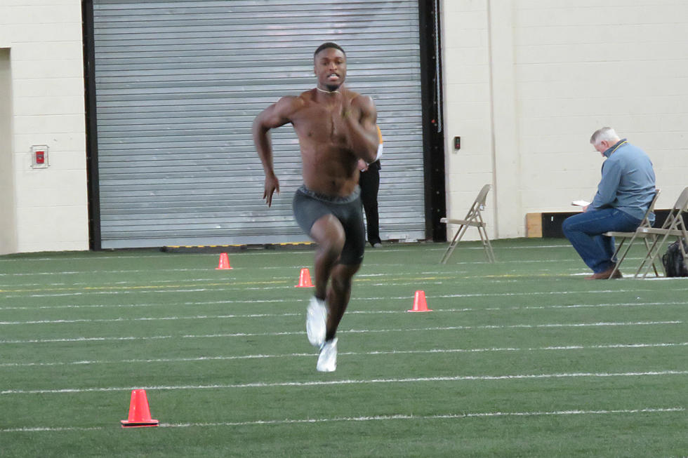 Gafford&#8217;s 40-Time Stands Out at Wyoming Pro Day [VIDEOS]