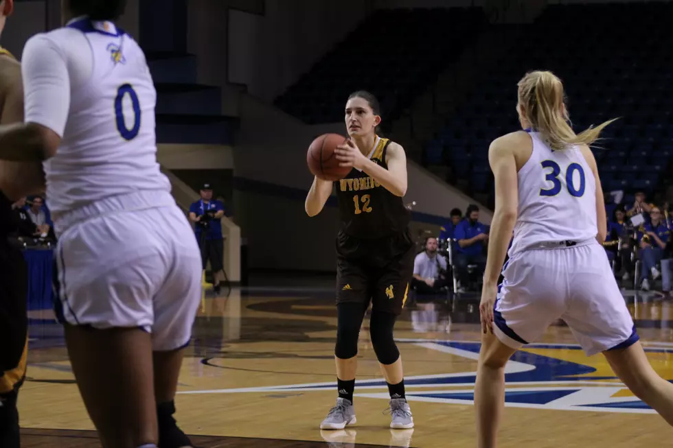 Cowgirls Pull Away From Spartans, 70-56