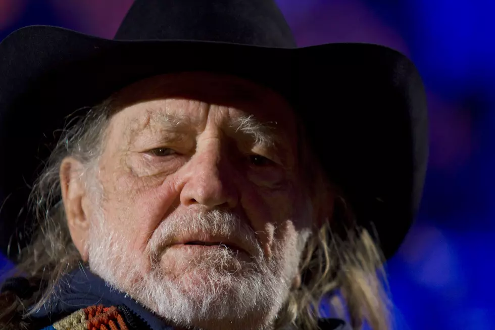 Willie Nelson’s New Tour – Star-Packed