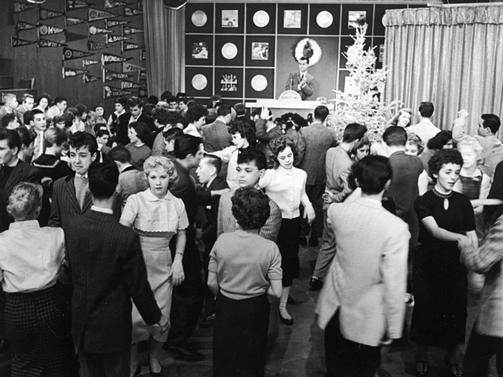 This Day in History for August 5 – ‘American Bandstand’ Debuts and More