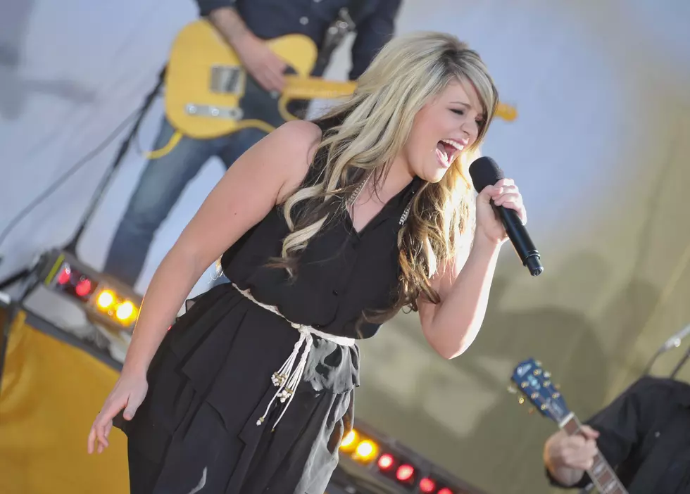 Lauren Alaina- Debut Album out in October