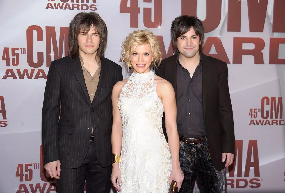 The Band Perry – Joining Linus, The Grinch and Frosty