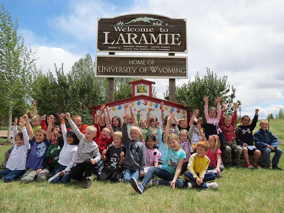 First Graders Unveil Addition to "Welcome to Laramie" Sign [PHOTOS]