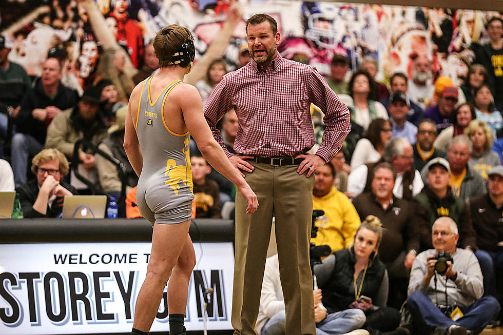 Wyoming Extends Contract of Wrestling Coach Mark Branch