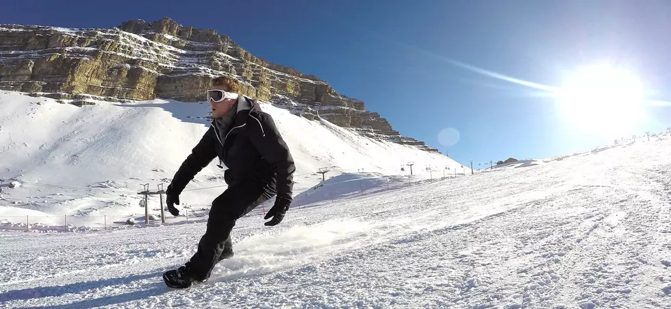 Would You Try This Hybrid Winter Sport: SnowFeet? [VIDEO]