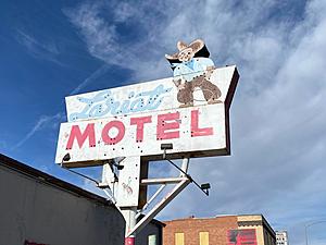 What&#8217;s the Deal with the Closed Down Lariat Motel in Cheyenne?