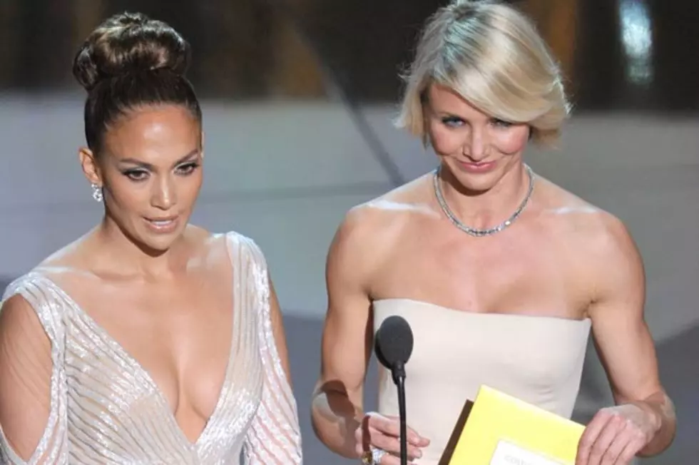 Jennifer Lopez Has a Nipple Slip at 2012 Oscars