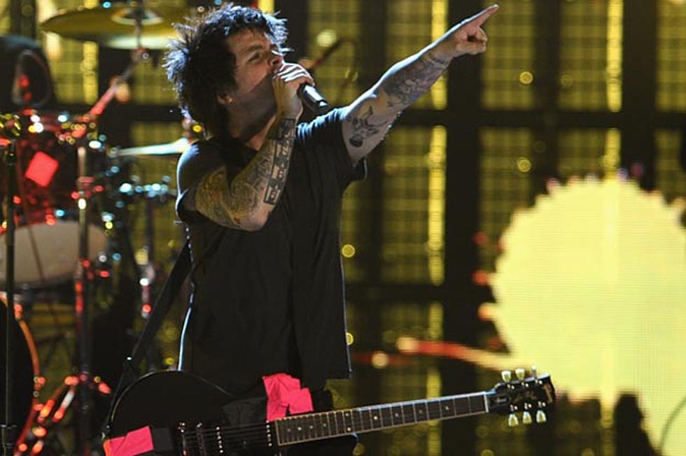 Billie Joe Armstrong Hospitalized, Green Day Cancel Italy Performance