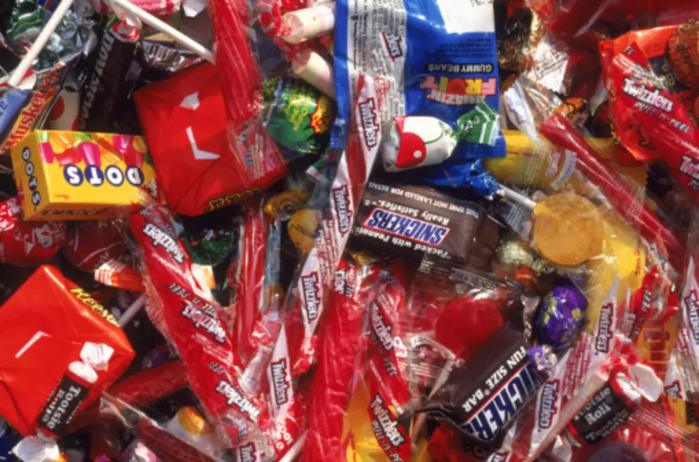 How to Spot Suspicious Halloween Candy