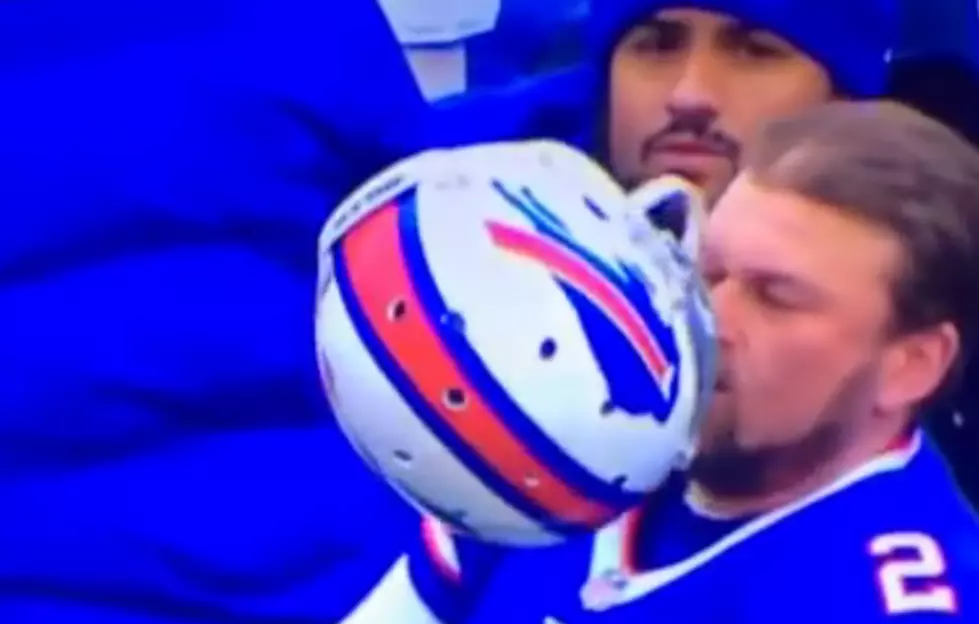 Former U of M Kicker Hits Himself In the Face During Buffalo Bills Game [VIDEO]