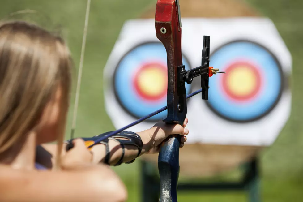 See Hunting Hottie Eva Shockey Prepare for Archery Season