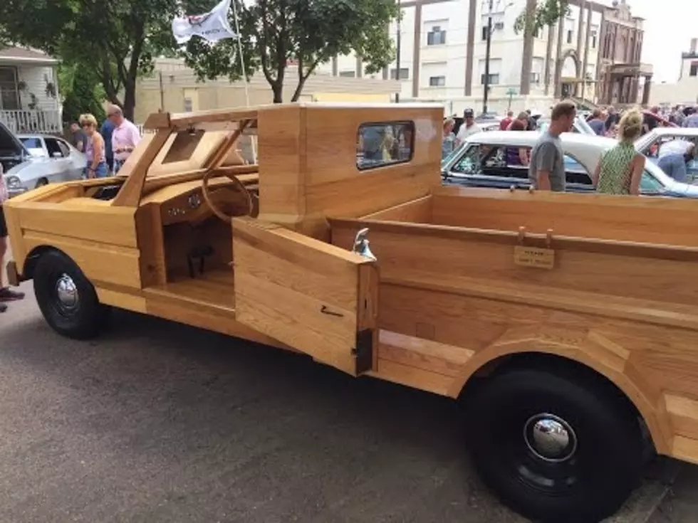 All Wood Pickup Gives Ford Fans All Wood