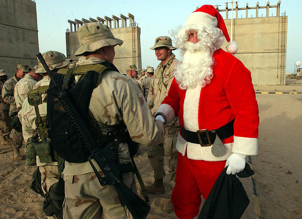 Marines Train Santa for Battle of Christmas Eve