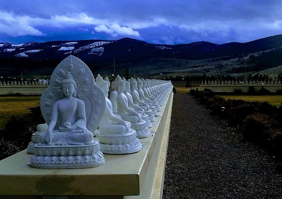 Stunning Photos from the Ewam Garden of 1,000 Buddhas in Arlee, Montana