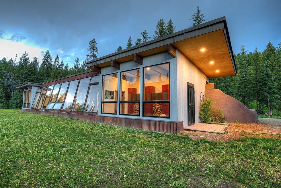 Montana’s Craziest Off Grid Air BnB is an ‘Earthship’