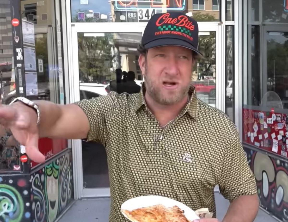 Dave Portnoy Finally Reviews Piehole Pizza in Missoula