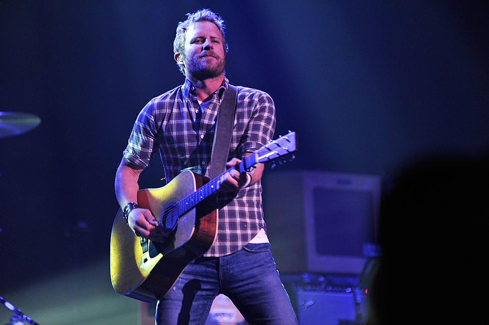 “Tip It On Back” New Single From Dierks Bentley [VIDEO]