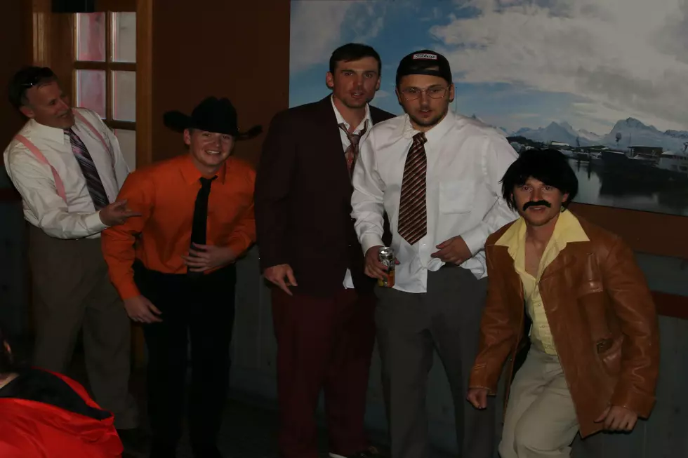 Channel Fore News Team Wins Halloween Pub Golf