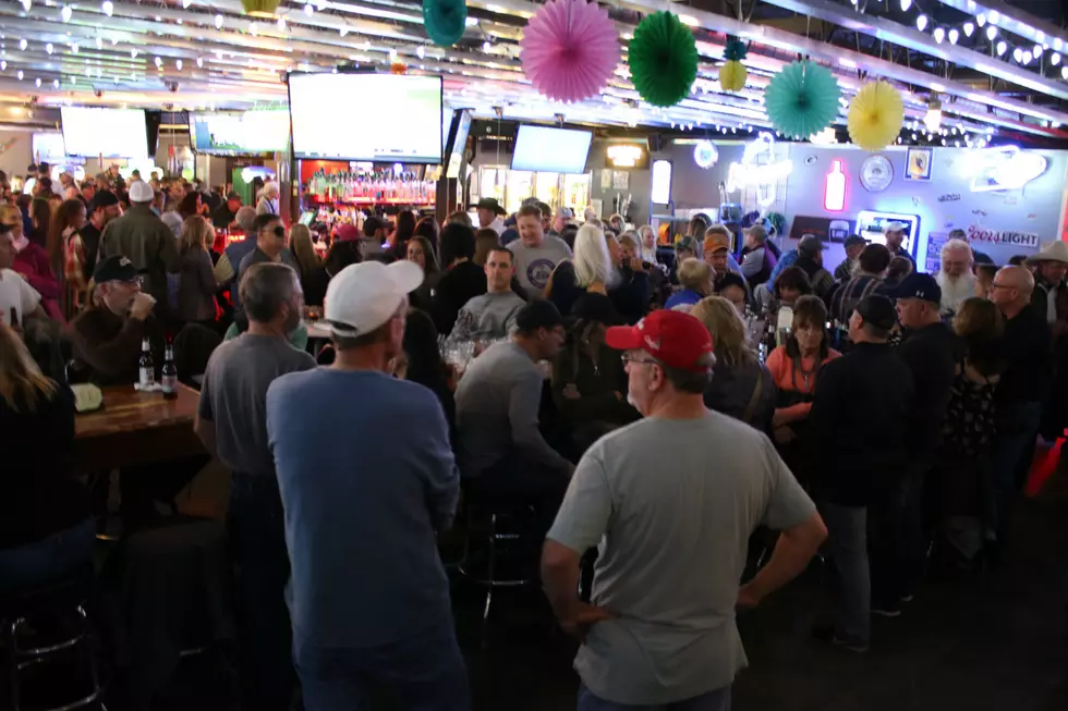 Hundreds Fill The Stadium Club For Flakes Trip Party