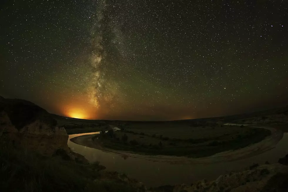 Views of Nearby National Parks at Night [PHOTOS]