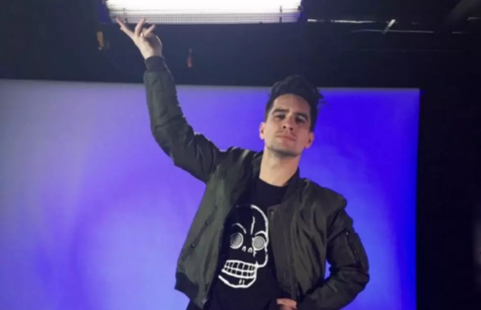 Twitpicks: The best internet moments of the week, featuring Brendon Urie in high heels and more