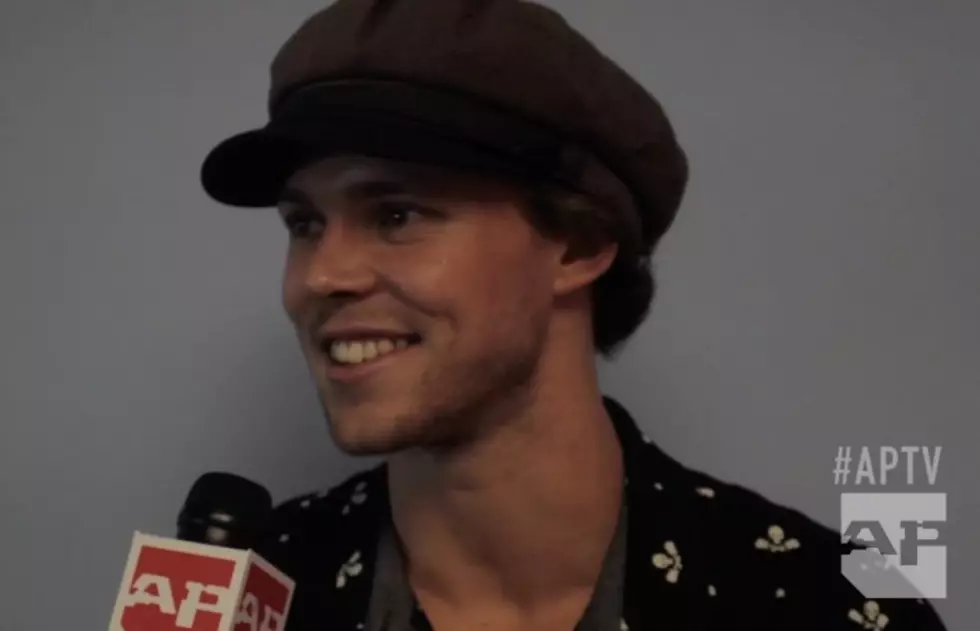 &#8220;We&#8217;re starting on new stuff now&#8221;—Ashton Irwin of 5 Seconds Of Summer chats with APTV