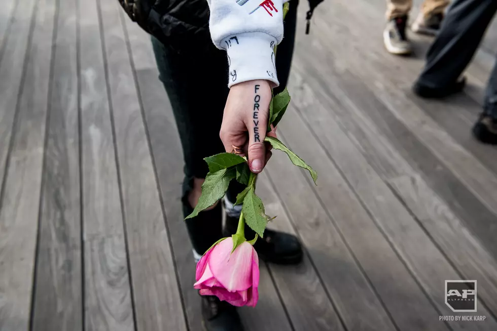 23 photos from Lil Peep&#8217;s emotional memorial service in New York